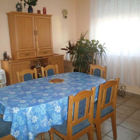 Tuenderkert Apartmanok Hajdúszoboszló Exteriör bild